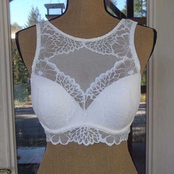 PINK Victoria's Secret Other - PINK by Victoria's Secret Ivory Lace Bralette Sz M